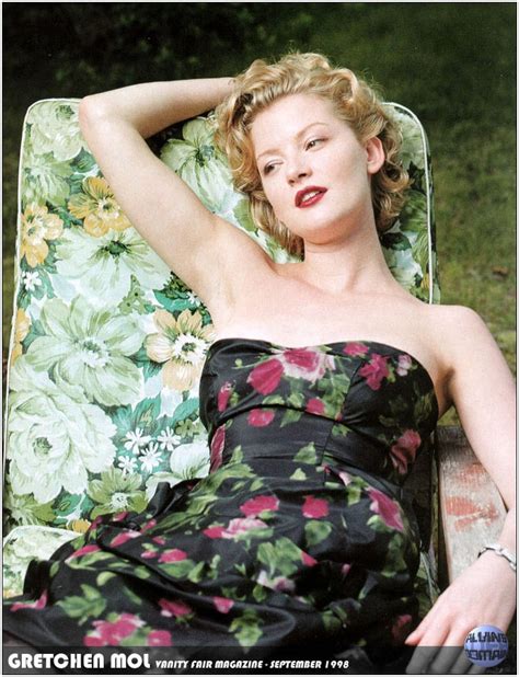 Gretchen Mol Nude – Pics and Videos